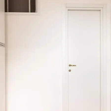 Serendipity Vatican Door House *
