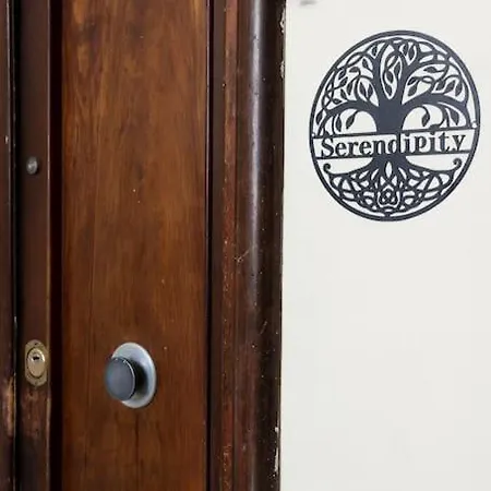 Serendipity Vatican Door House * Rome